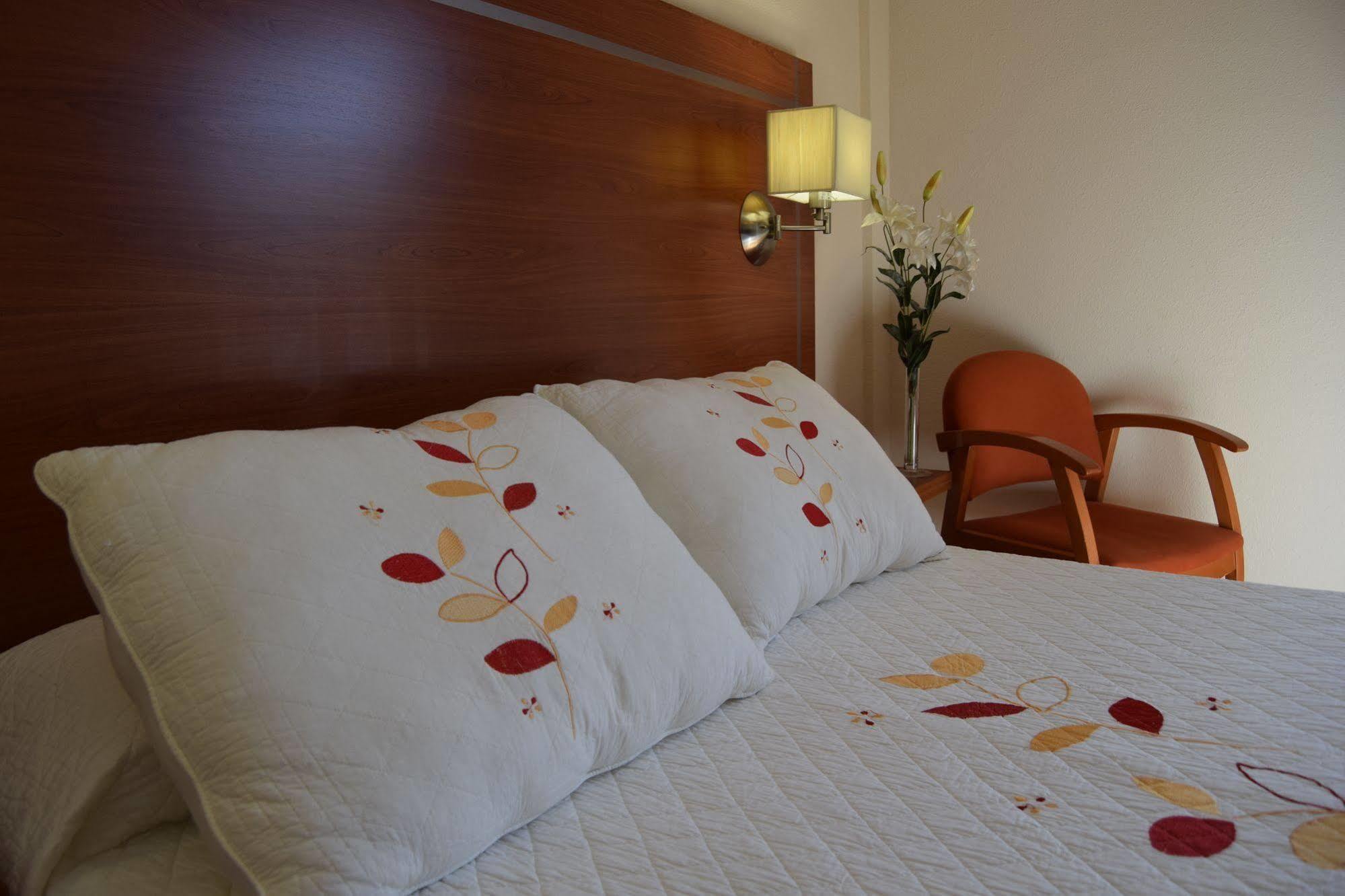 Hotel Mari Carmen Guadix Exterior foto